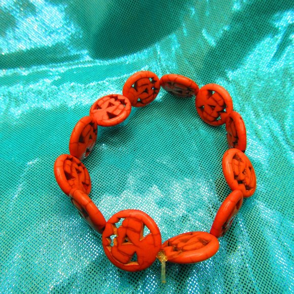 Orange Howlite Pumpkins 7" Stretchy Gemstone Bracelet - Picture 2 of 3